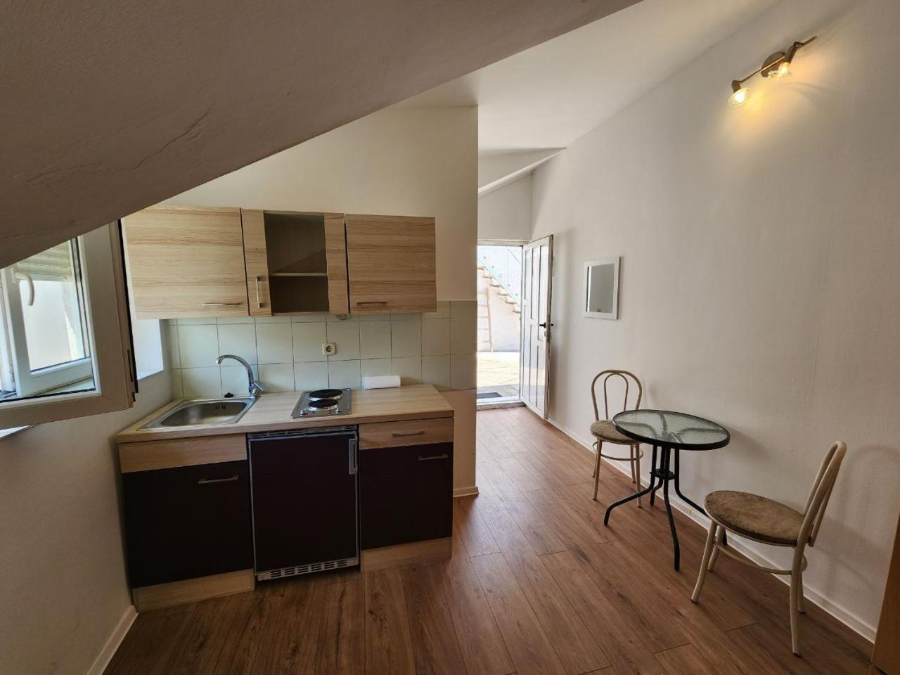 Apartmani Sole Vis Exterior foto